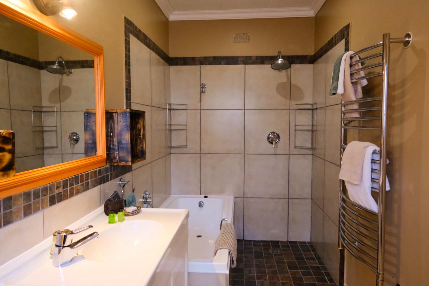 كنيسنا Bwhale Guest House B&B المظهر الخارجي الصورة