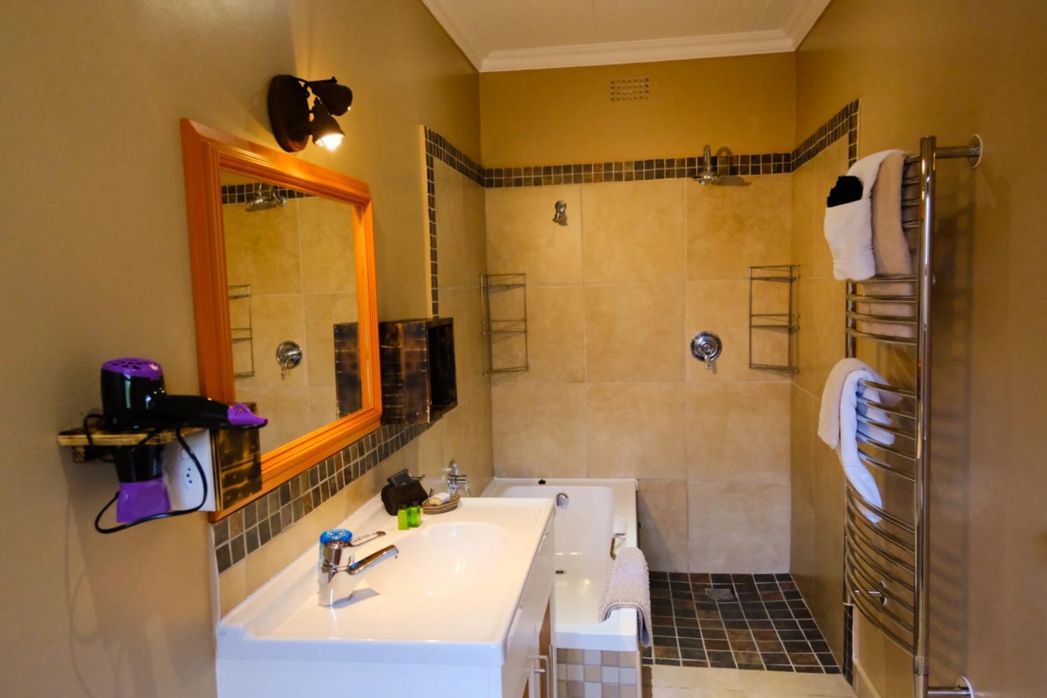 كنيسنا Bwhale Guest House B&B المظهر الخارجي الصورة